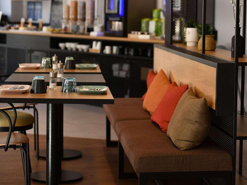 Ibis Chateauroux Restaurant photo